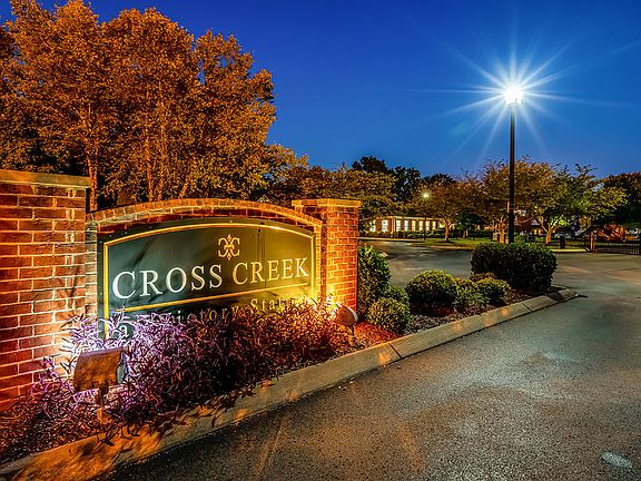 2nd image of 490 Fortress Blvd