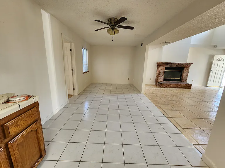 21251 Conklin Blvd — Photo 10