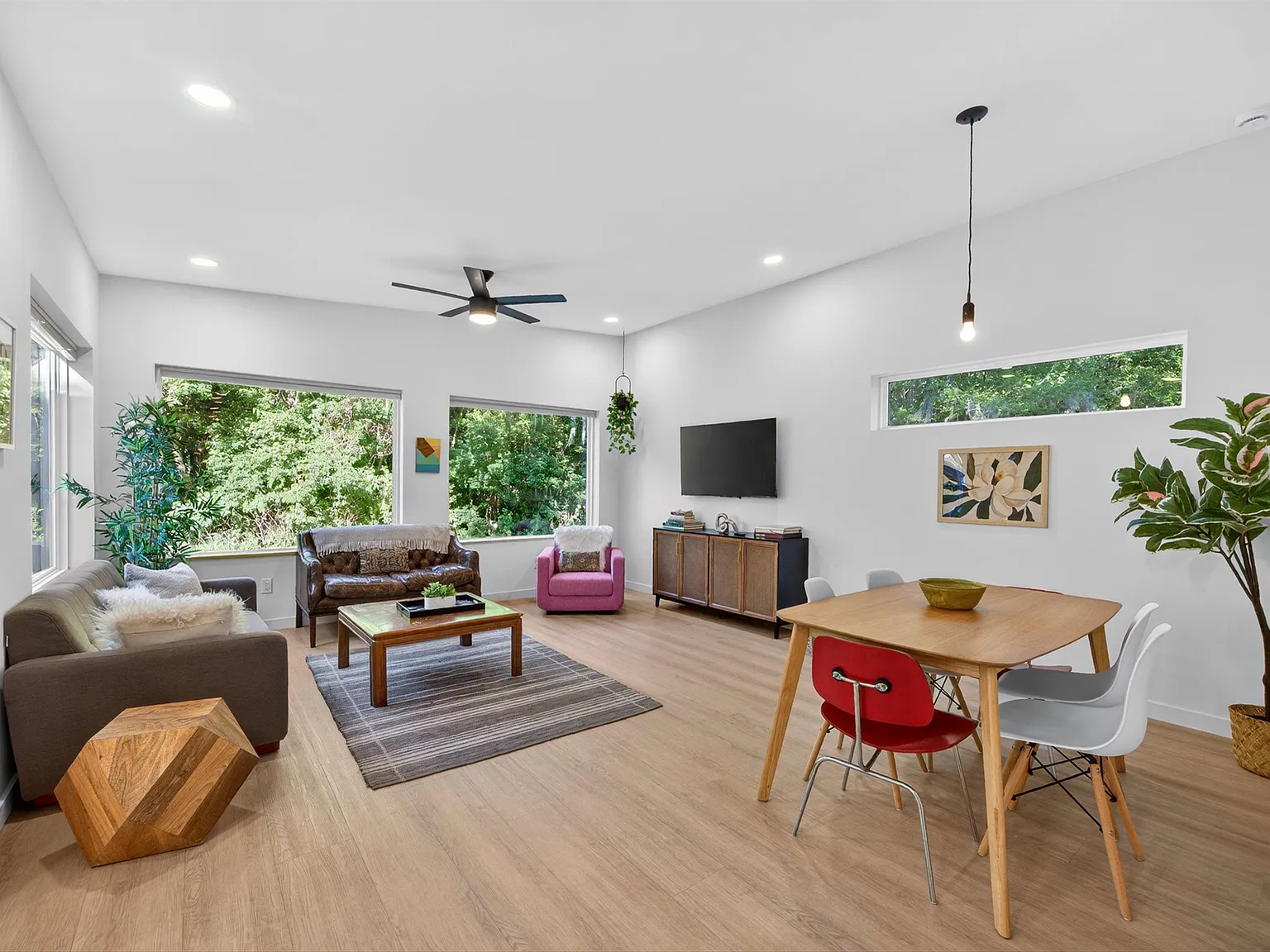 3 bed, 1134 sqft, $2,800 — Photo 4