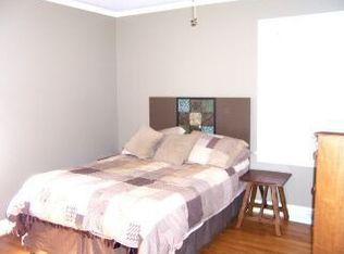 1812 Sulgrave Rd, Greenville, NC 27858