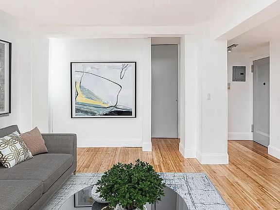 5th image of 140 E 40th St #3M