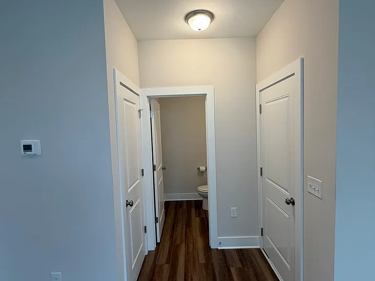 836 Pryor St — Photo 5
