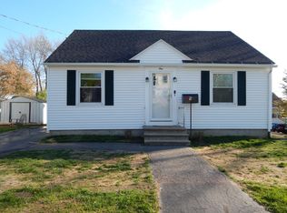 1 Perrier St, Lewiston, ME 04240