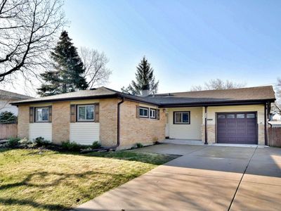 555 Milton Ln, Hoffman Estates, IL, 60169