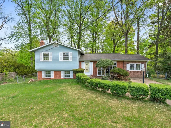 7919 E Rockglen Ct, Springfield, VA 22152