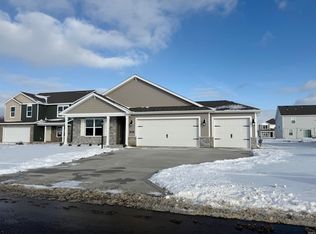 2866 Greenville Ct, Warsaw, IN