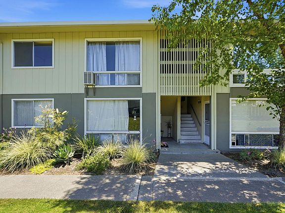 2nd image of 1056 Los Gamos Road #G