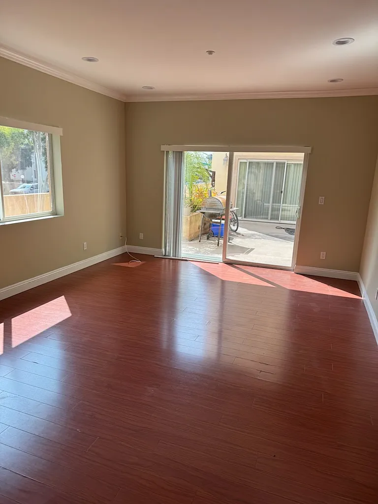 3 bed, 2.5 bath, 1740 sqft, $4,150 — Photo 1