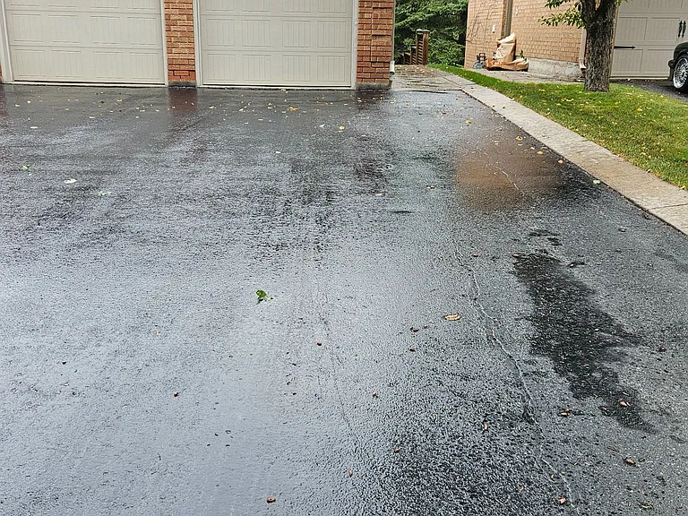 30 Craigleith Cres #LOWER — Photo 3