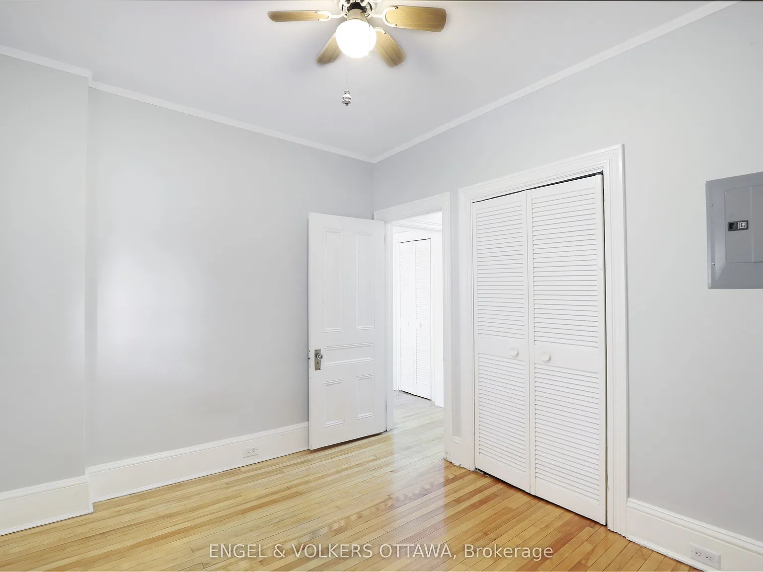 2 bed, $2,195 — Photo 4