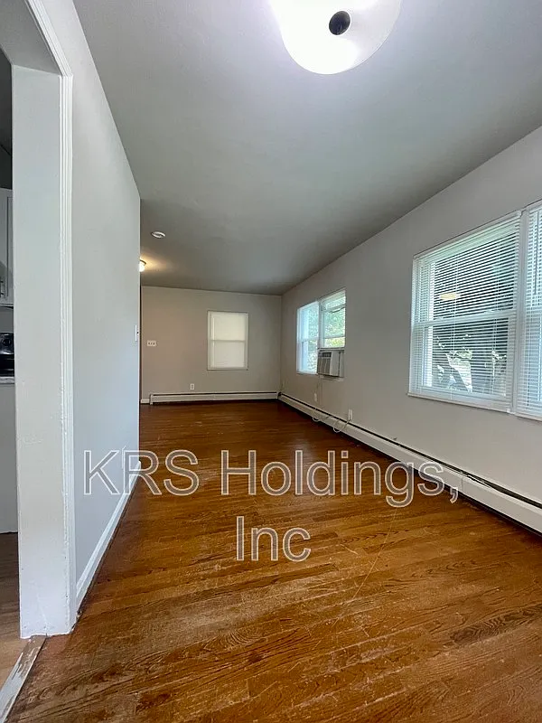 2 bed, 1.0 bath, 1000 sqft, $1,875 — Photo 4