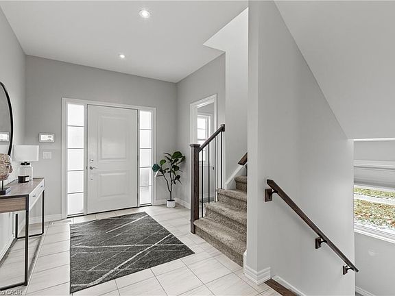 5th image of 3 Summerhayes Dr