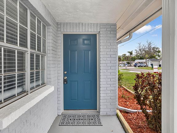 3rd image of 11025 Tyler Dr