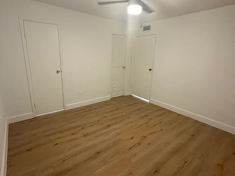 15115 Mesa Dr