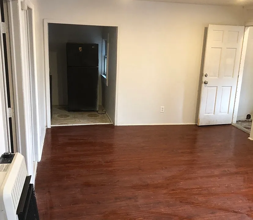 79 Lancaster St #3