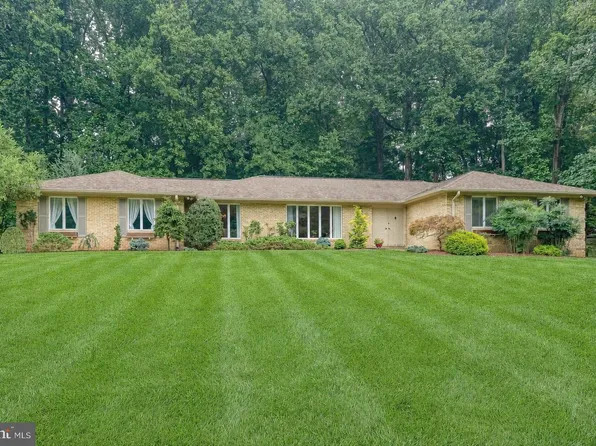 1421 Autumn Leaf Rd, Baltimore, MD 21286