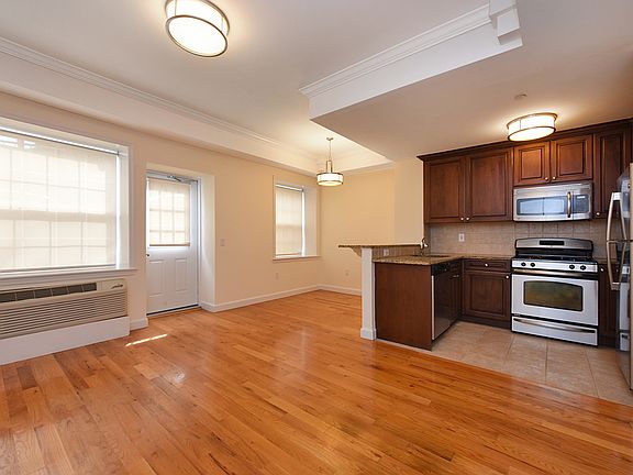 4th image of 150-31 12th Ave #112