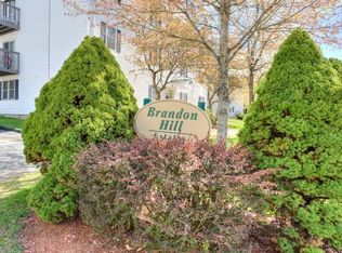 48 Gibbs St #2-1B, Worcester, MA 01607