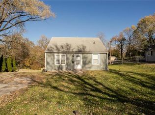 1400 E Hayward Ave, Independence, MO 64050