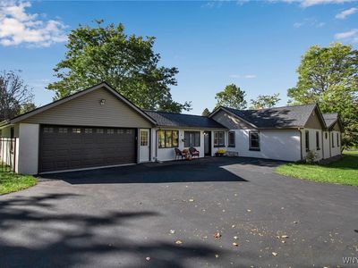 246 Cook Rd, East Aurora, NY, 14052