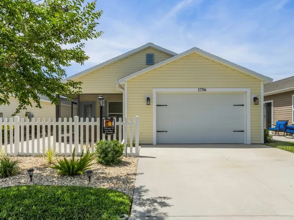 1796 Shamp St, The Villages, FL 32163