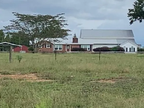13370 Highway 21 N, Philadelphia, MS 39350