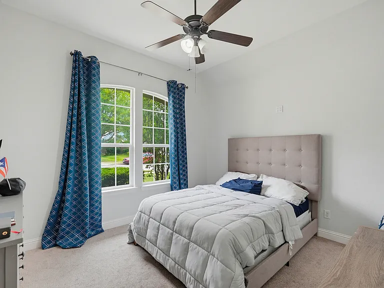 2504 Maple Stream Dr — Photo 14