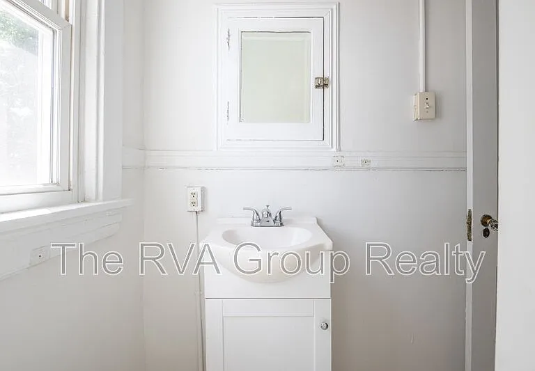 2603 Grayland Ave — Photo 29