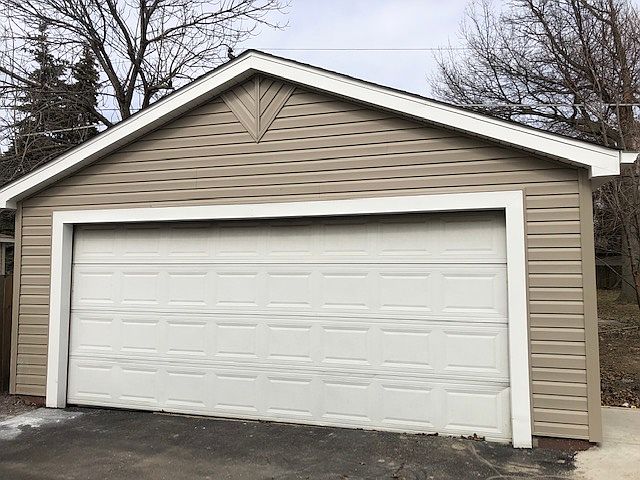 2nd image of 7012 40th St