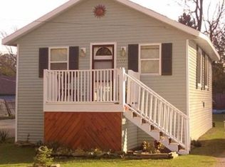 3322 Brookfield Ave, Kalamazoo, MI 49048