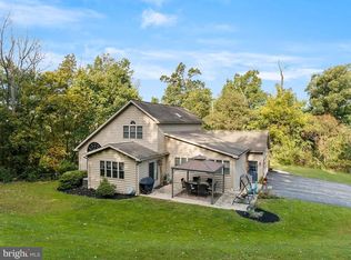 685 Race Track Rd, Abbottstown, PA 17301