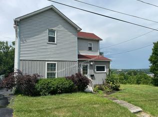 8 Spring St FLOOR 2, New Castle, PA 16101