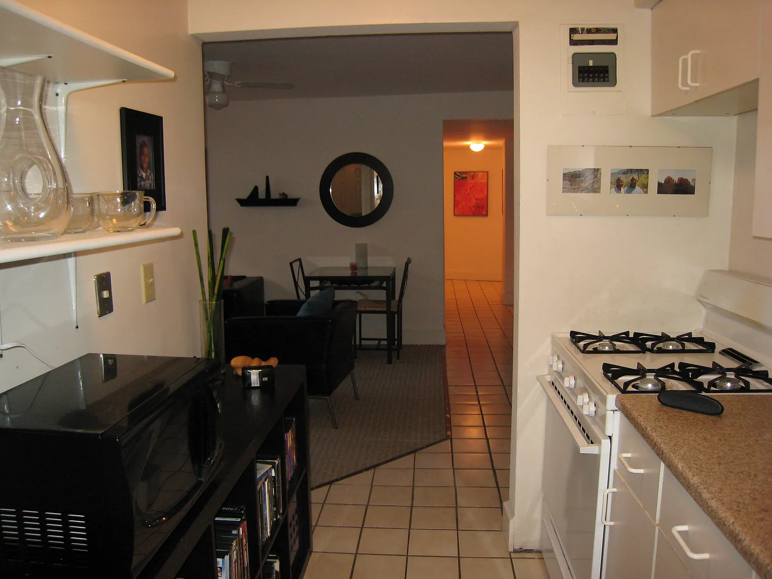 2 bed, $995 — Photo 3