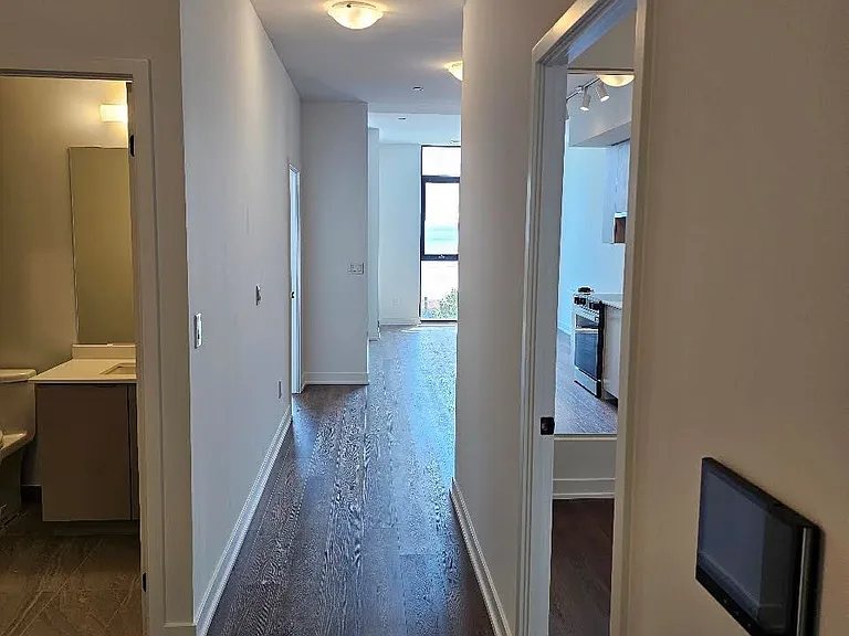 2075 Lakeshore Rd #412 — Photo 9
