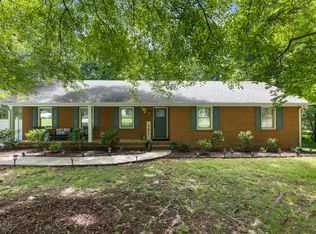 127 Shadow Brook Dr, Hillsborough, NC 27278