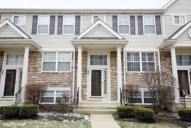 1st image of 54 E Clare Ct