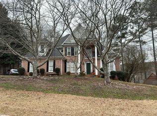 121 Wedgewood Falls Dr, Canton, GA 30114