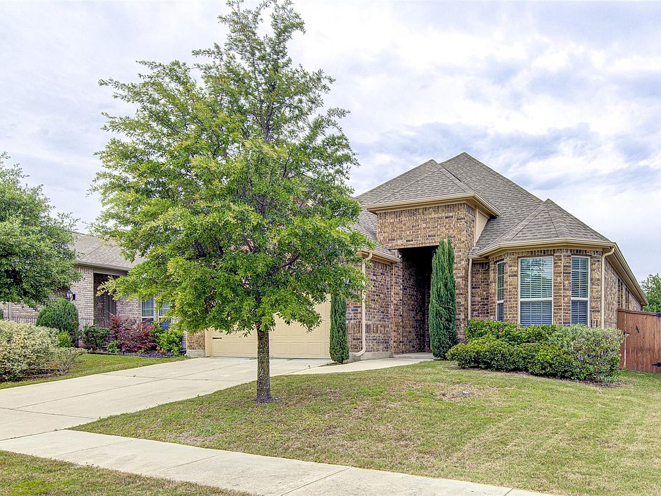 1st image of 2712 Enza Ct