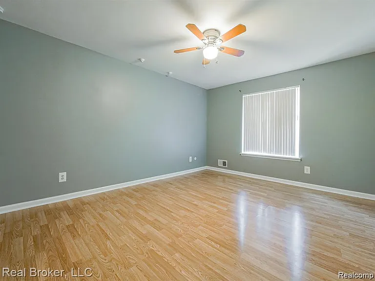 34763 Maple Lane Dr #57 — Photo 8