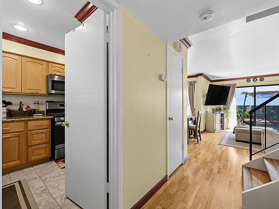2nd image of 1195 Kenwal Road #C