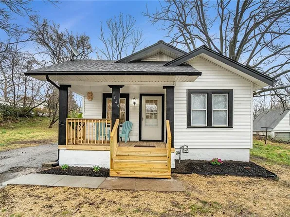 1249 S Home Ave, Independence, MO 64052