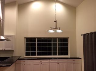 2120 Manoa Rd, Honolulu, HI 96822