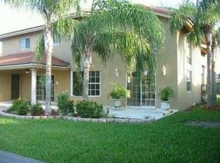 15749 SW 44th Ter, Miami, FL 33185