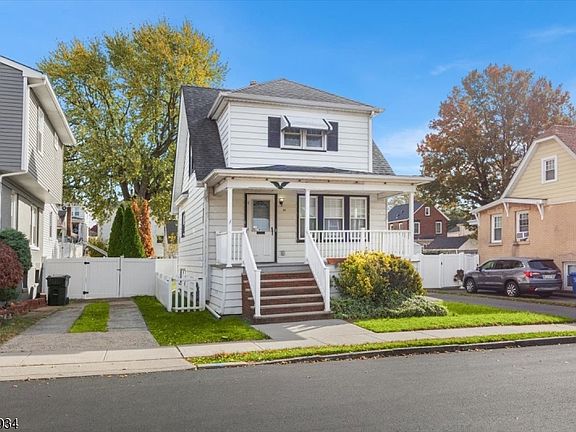 5th image of 40 Ling St