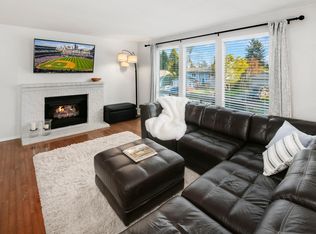 5616 NE 204th St, Kenmore, WA 98028