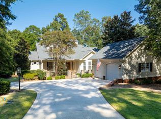 1141 Gussies Knl, Greensboro, GA 30642