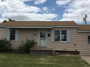 604 Chris Ave, Altus, OK 73521