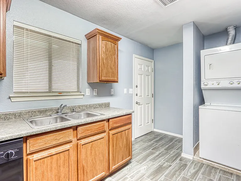 14313 Gil Reyes Dr #C — Photo 16