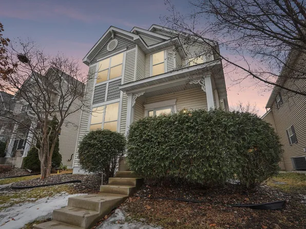 15583 Crabapple Ln, Eden Prairie, MN 55347