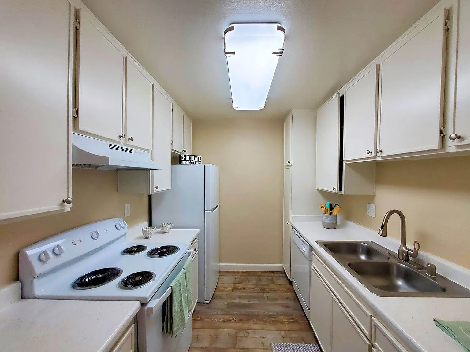 Stoneridge Apartments! — Photo 4
